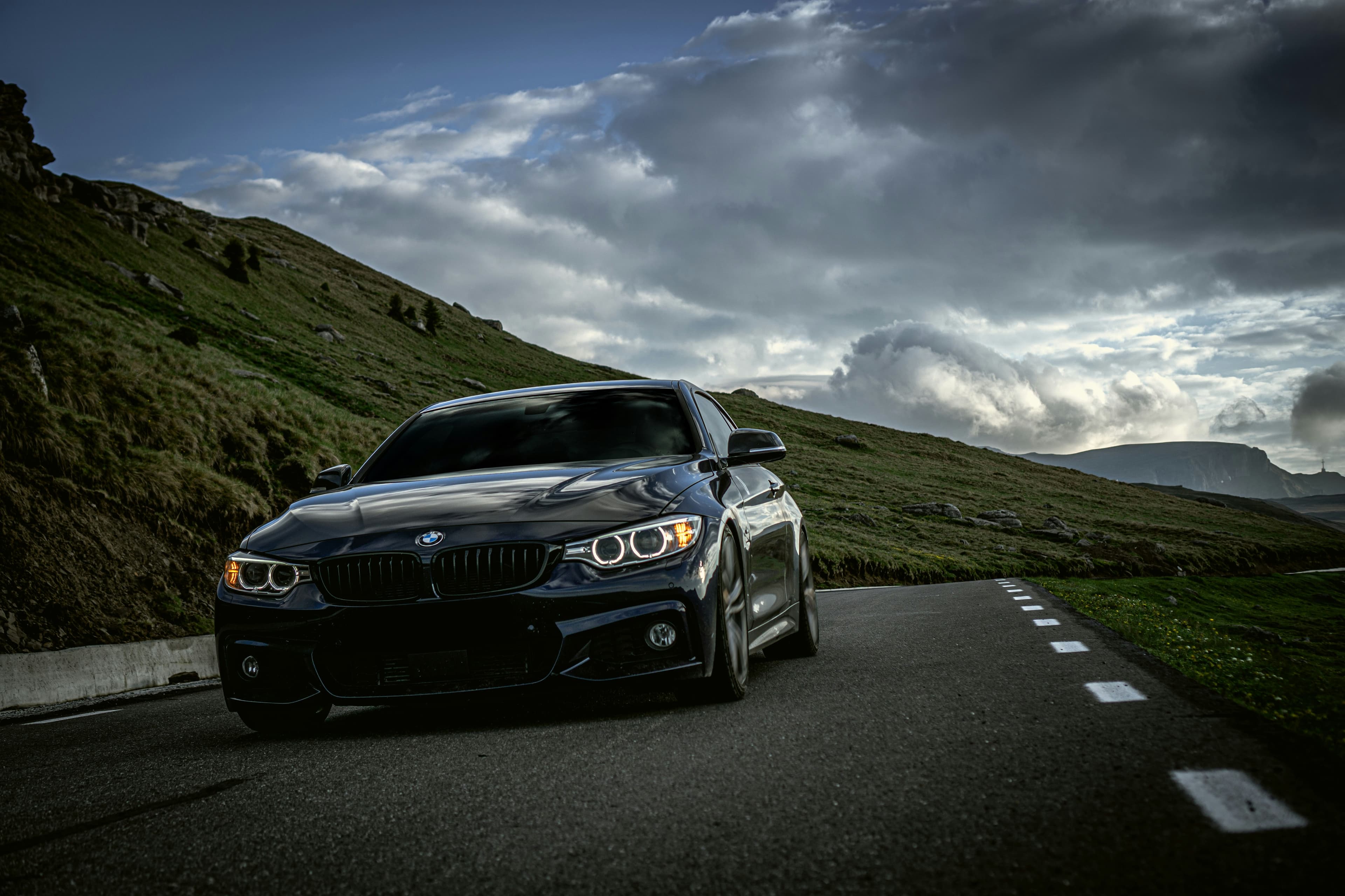 Luxury vehicle 2