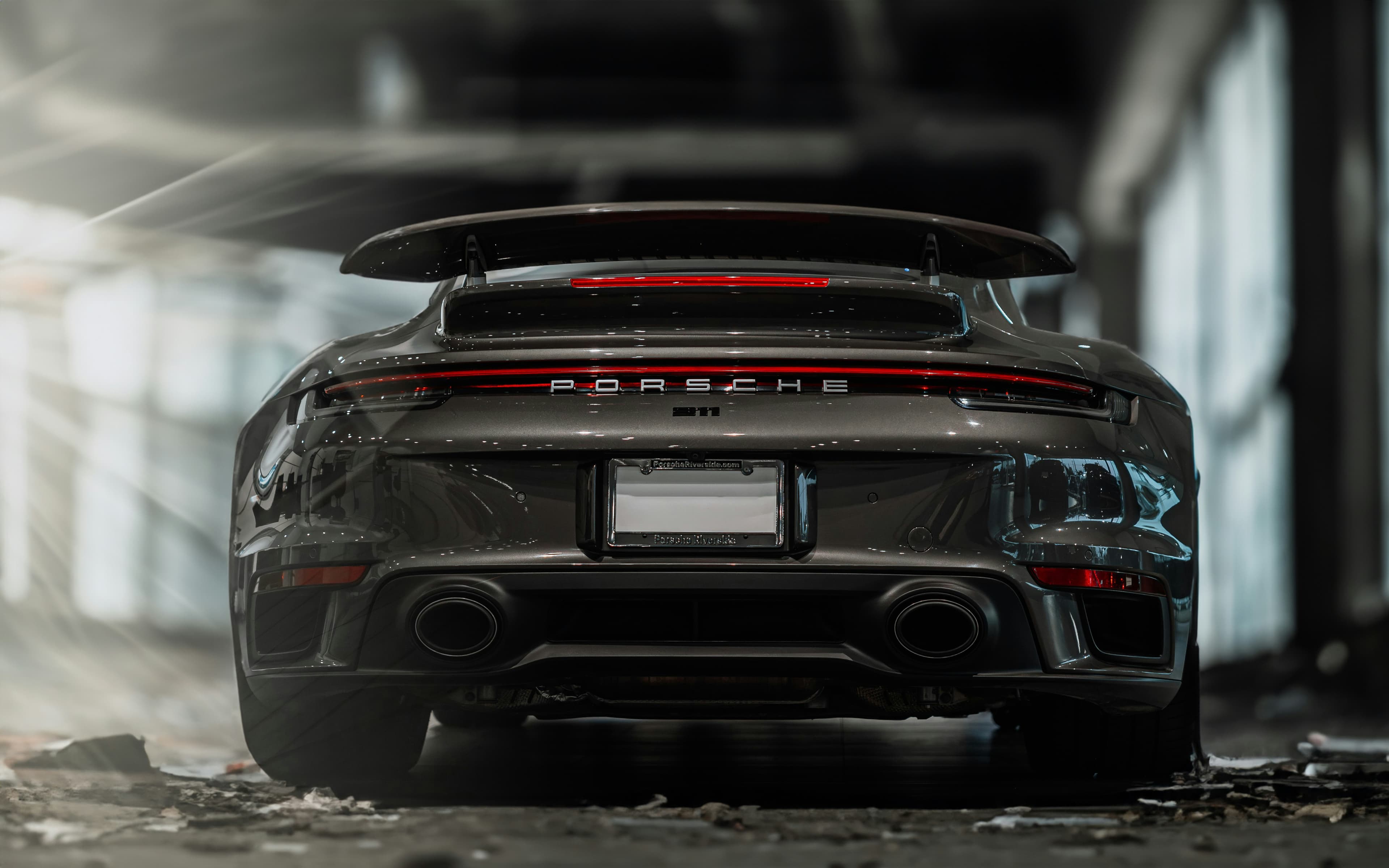 Luxury vehicle 14